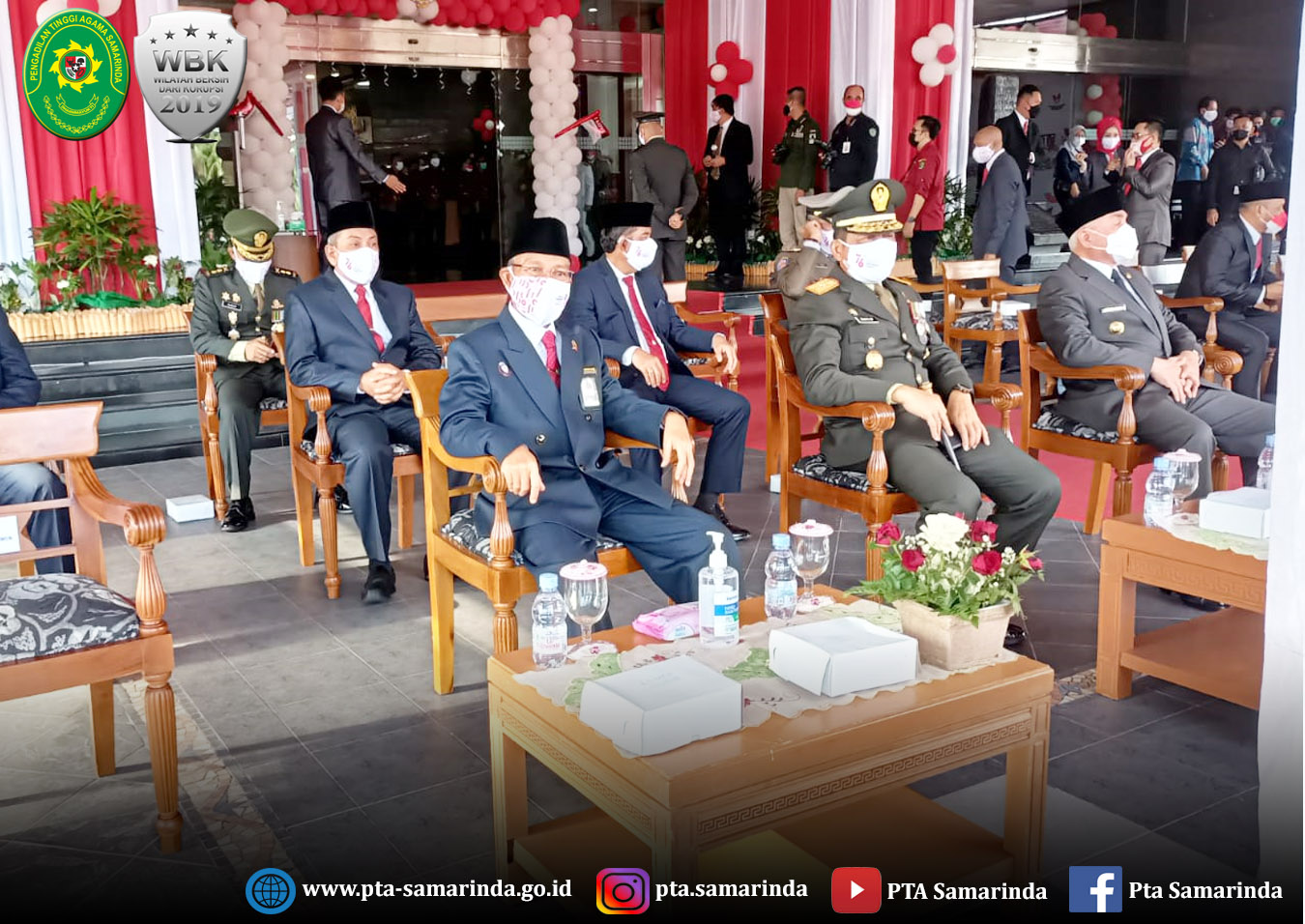 4 Upacara Penurunan Bendera