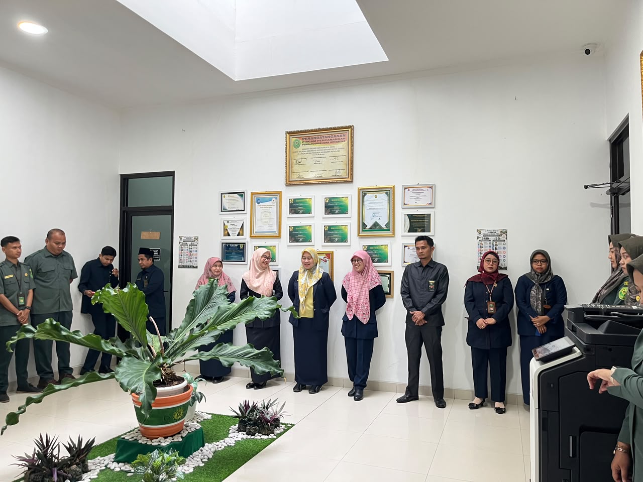 1. Perkuat Kualitas Pelayanan dan Ketahanan Mental Aparatur