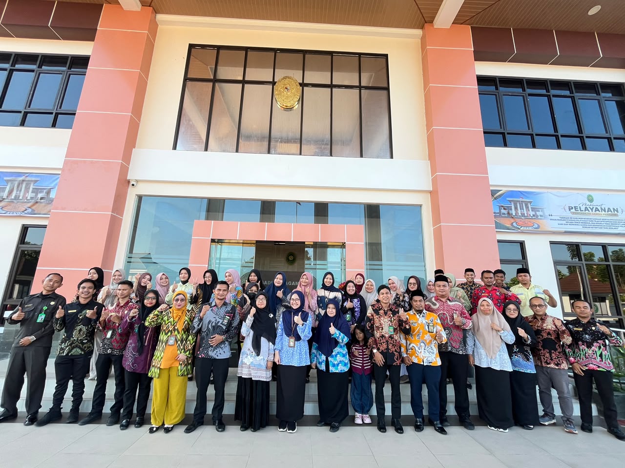2.Tutup Pekan dengan Apel Jumat Sore